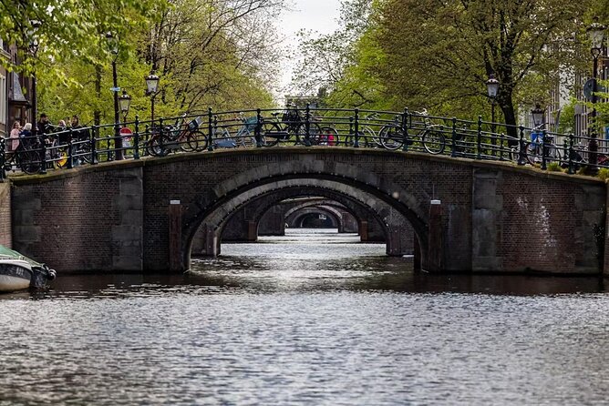 Highlights and Local Insights Canal Cruise Tour in Amsterdam - Starting Point at Rembrandt Square and the Amstel River