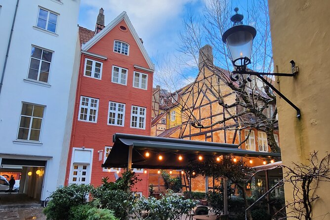 Highlights & Hidden Gems: Discover Old Copenhagen in two hours - Vibrant Activity at Amagertorv and the Stork Fountain