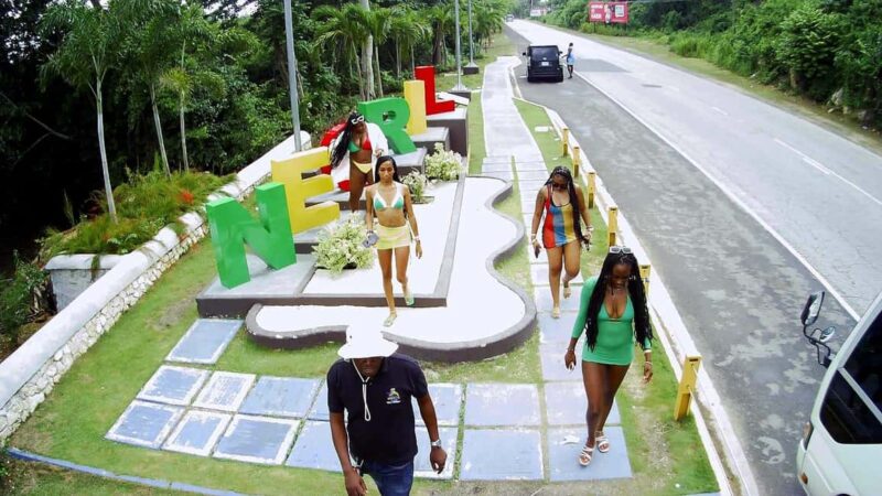 Highlights of 7 mile negril and sunset at ricks cafe - Negril’s 7 Mile Beach: Prime Relaxation and Scenic Beauty