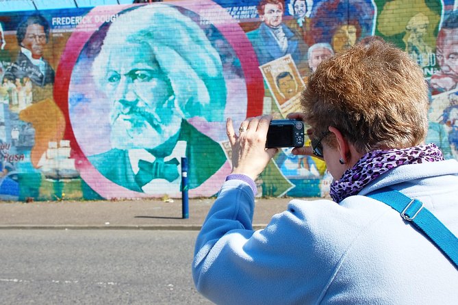 Highlights of Belfast sightseeing 4 hours private tour - Key Points