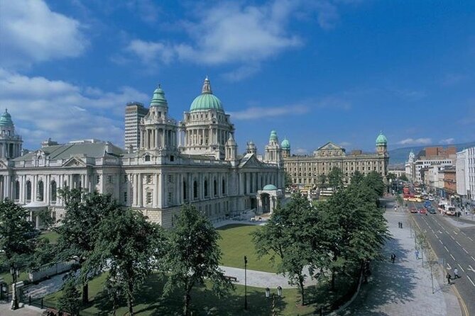 Highlights of Belfast sightseeing 4 hours private tour - Optional Titanic Museum Visit and Food Stops