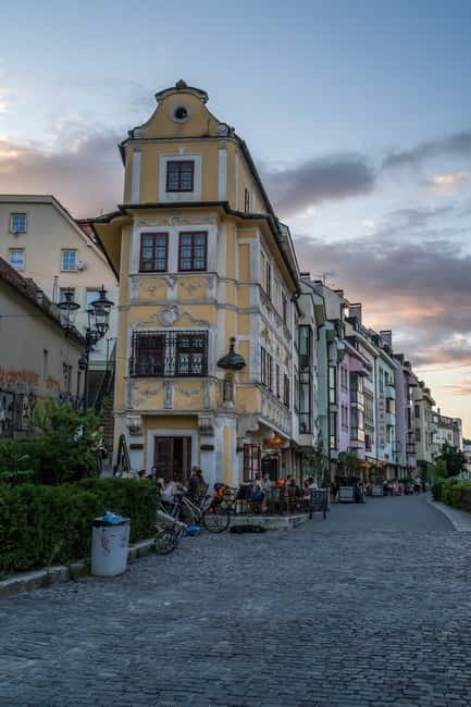 Highlights of Bratislava - Old Town with Castle private tour - Flexibility and Booking Options