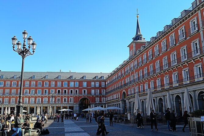 Highlights of Madrid Walking Shared Tour - Starting at Puerta del Sol in the Heart of Madrid
