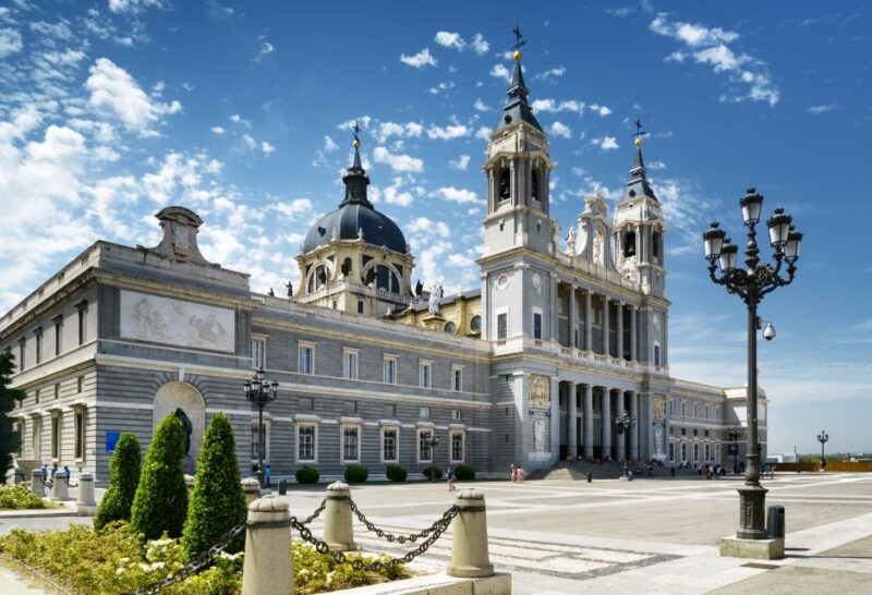 Highlights of Madrid: Walking Tour with Private Guide - Accessibility and Group Size