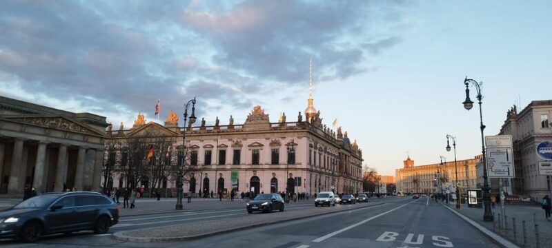 Highlights up to 12 Person Combined vehicles - Key Points