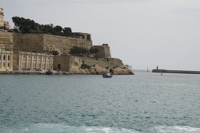 Highspeed Catamaran Crossing Between Malta and Gozo - Weather Conditions and Cancellation Policy