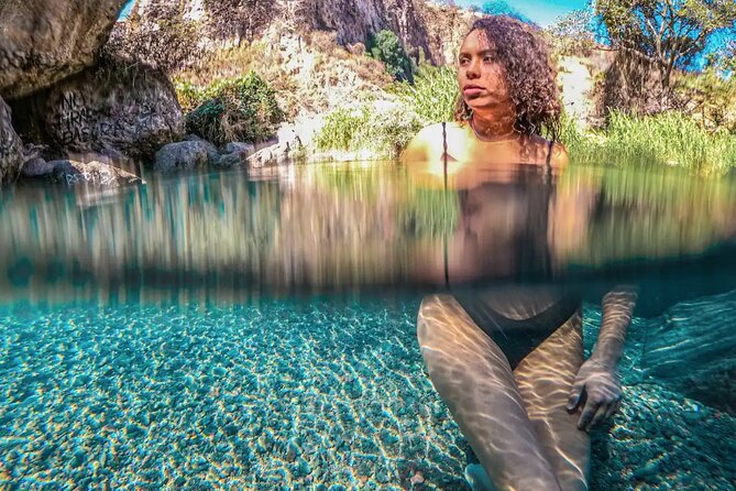 Hike and Swim in fresh springs and waterfalls in Guadalajara - Key Points