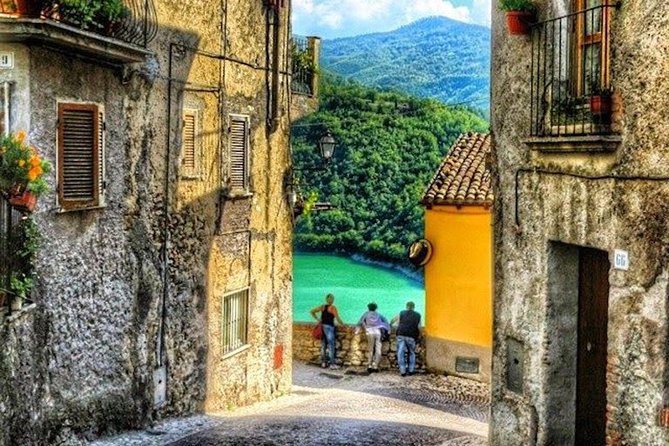 Hike Lake Castle and Good Food! - Exploring the Turano Valley: A Hidden Lazio Treasure