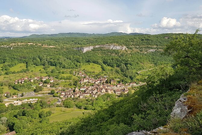 Hike to discover the most beautiful villages of France of the Dordogne valley : Loubressac and Autoire - What Sets This Tour Apart: A Focus on Heritage and Natural Beauty