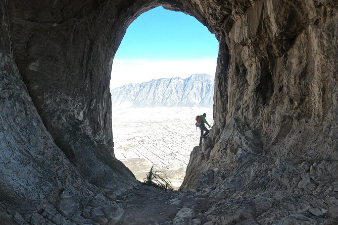 Hiking and Rappelling Adventure in Nido de los Aguiluchos - Weather Considerations and Cancellation Policy