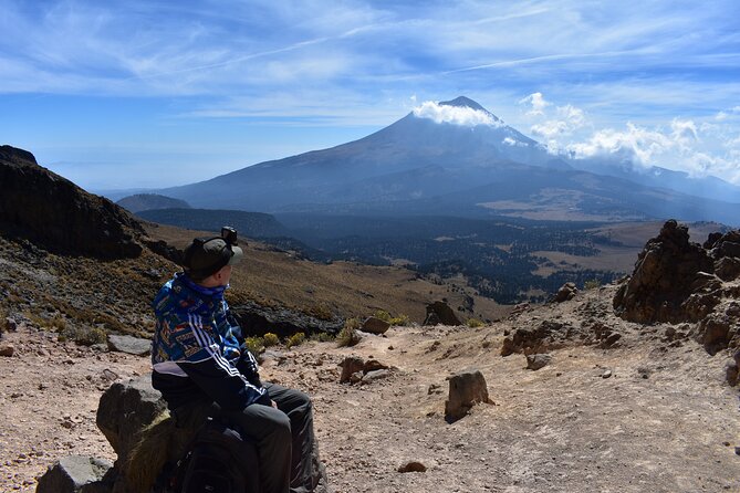Hiking Experience at Iztaccihuatl Volcano from CDMX - What Makes This Tour Unique: Views and Legends