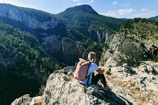 Hiking in Montanejos and swim in Thermal Springs - OFFICIAL GUIDE - Key Points