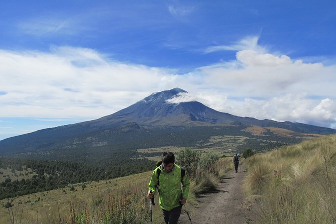 Hiking National Parc Izta Popo Volcanoes, (begineer) - Discover the Beginner Hiking Adventure in Mexicos Volcanoes