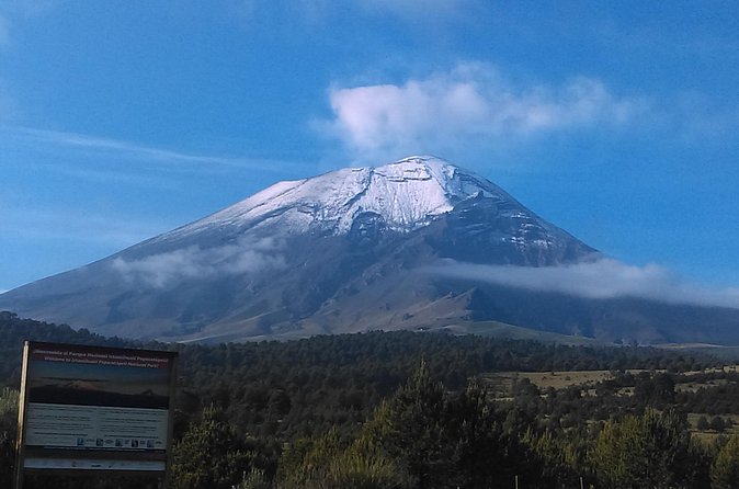 Hiking National Parc Izta Popo Volcanoes, (begineer) - The Scenic Panorama of Mexico’s Iconic Volcanoes