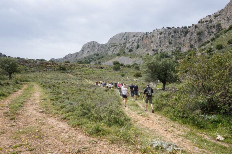 Hiking Tour Exploring Lindos - Logistics and Group Size