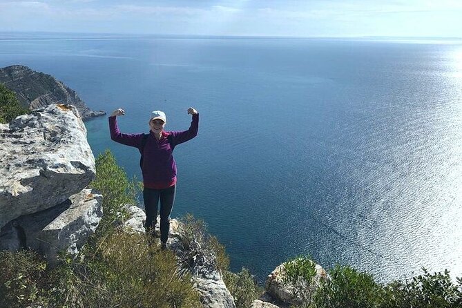 Hiking tour to the highest limestone cliff of continental Europe - The Descent and Return to Lisbon