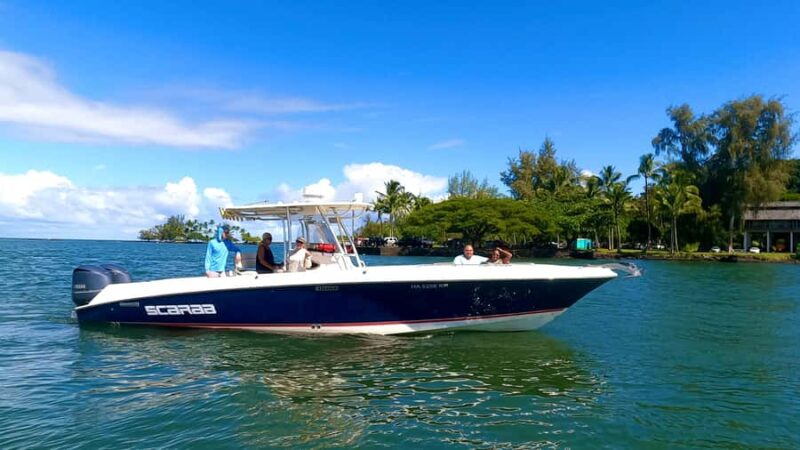 Hilo: 2 Tank Remote Reefs Diving Trip with Snacks and Drinks - Scenic boat trip from Hilo Bay to remote underwater sites