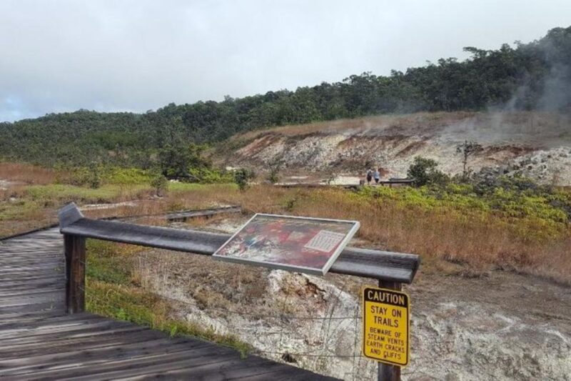 Hilo : Big Island Volcanoes National Park Adventure Tour - Views of Mount Mauna Loa and Mount Mauna Kea from Saddle Road