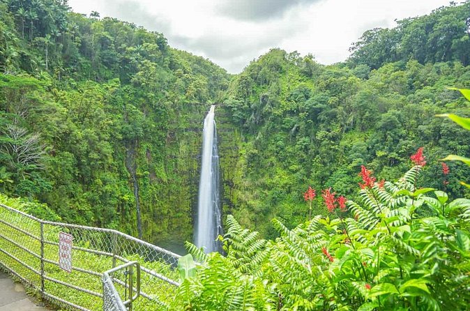 Hilo Finest Waterfalls and Town Tour - Hawaiian History and Local Industries
