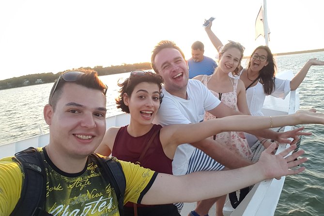 Hilton Head Sunset Dolphin Watching Cruise - The Hilton Head Sunset Dolphin Cruise Starts at Harbour Town Yacht Basin