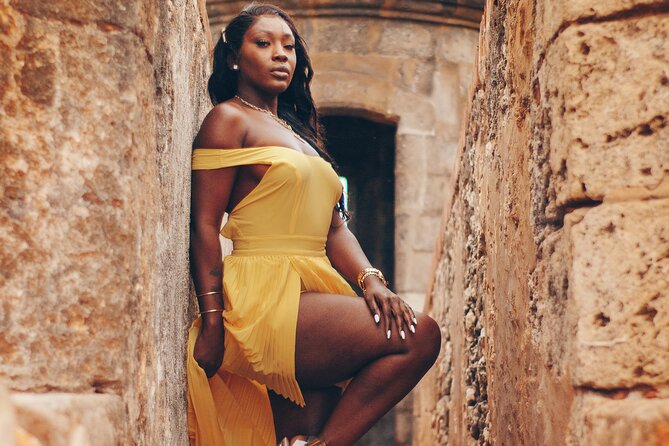 Hire Photographer, Professional Photo Shoot - Florence - The 1-Hour Session: Perfect for Solo Travelers and Influencers