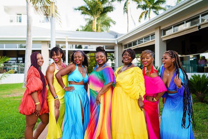 Hire Photographer, Professional Photo Shoot - Santa Monica - Customization Options for Different Group Sizes