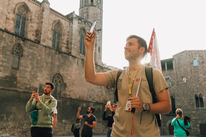 HistARy: Guided tour of the Gothic Quarter with Augmented Reality - Key Points