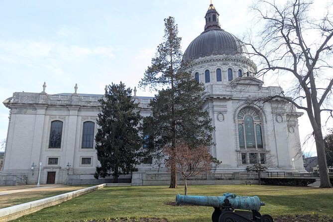 Historic Annapolis Walking Tour - Small Group Guided Tour - Visiting St. John’s College: The Third Oldest College in the US