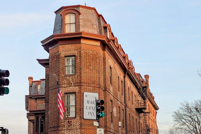 Historic Annapolis Walking Tour - Small Group Guided Tour - Passing by Hammond-Harwood House and William Paca House