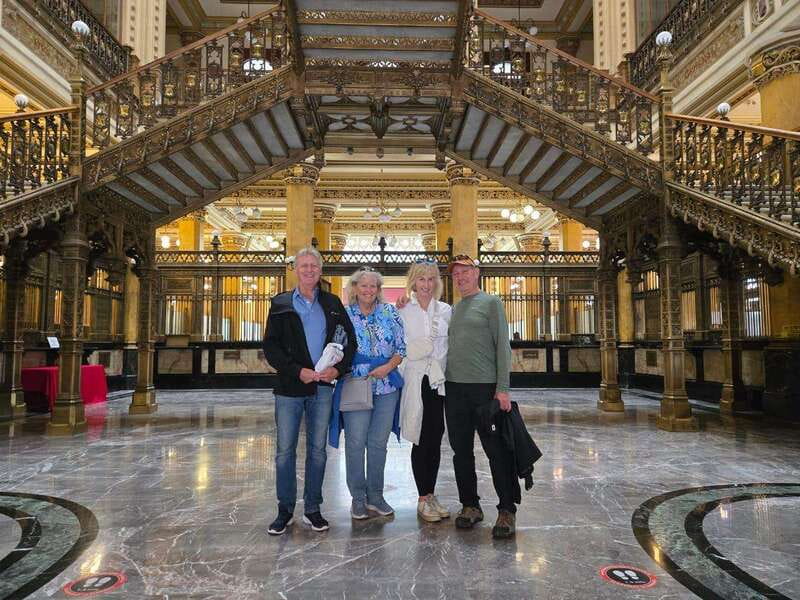 Historic Center: Private tour with murals, history, and churros - Key Points