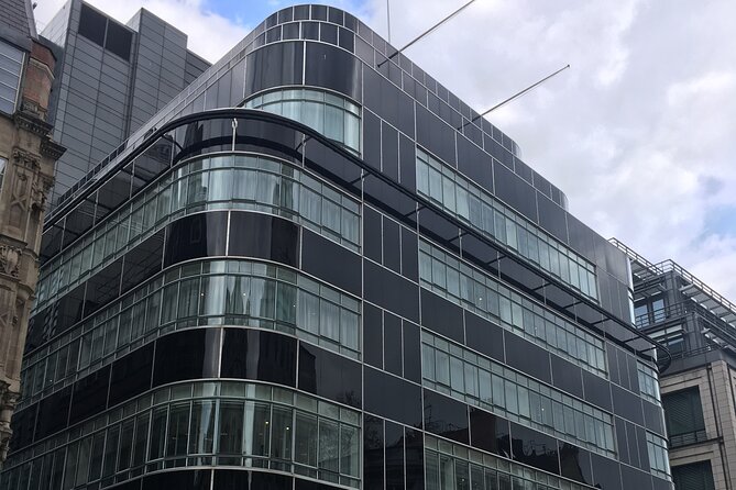 Historic City of London Pub Walk in 2000 years of history - The Punch Tavern: Home of the Famous Magazine and Gin