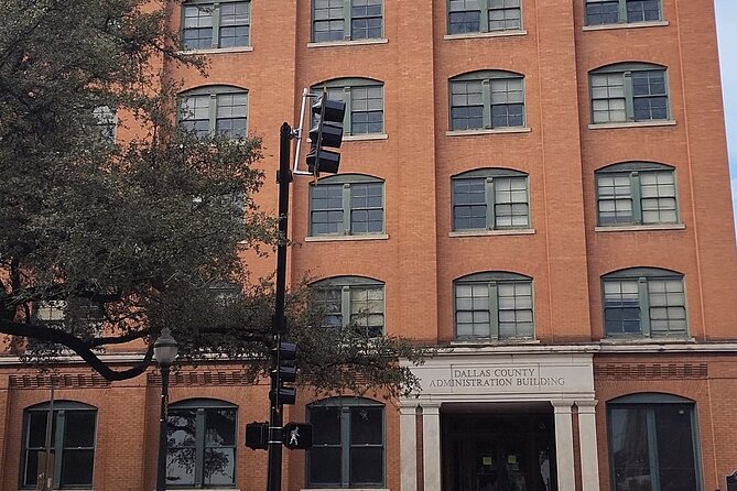 Historic Dallas Downtown Solo Self Guided Walking Tour - Why Choose This Dallas Tour?