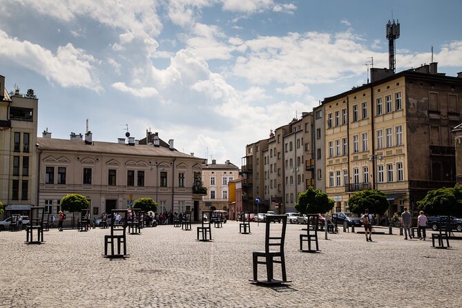 Historic Krakow : Old Town & Wawel Castle Walking tour - From the Old Town to the Castle District