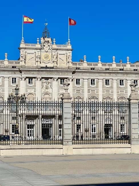 Historic Madrid on foot: From the Palace to Sol - Explore the Heart of Madrid with a 2-Hour Guided Walking Tour