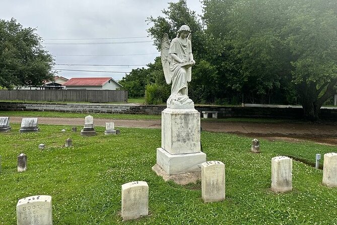 Historic Natchez and Emerald Mound Full Day Private Tour - Longwood Plantation’s Haunting Architecture