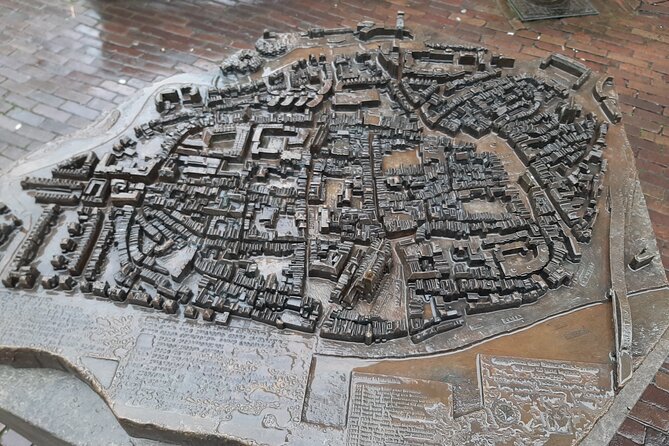 Historic Outdoor Escape in Deventer - Exploring Deventer’s Streets and Historic Sites