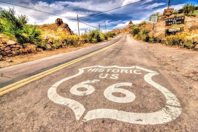 Historic Route 66 Bus Tour to Oatman - Desert Views and Route 66 Stories Along the Drive