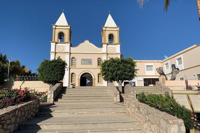 Historic San Jose del Cabo: Mission, Pearls & Chocolate Tour - Exploring the Historic Main Square of San Jose del Cabo