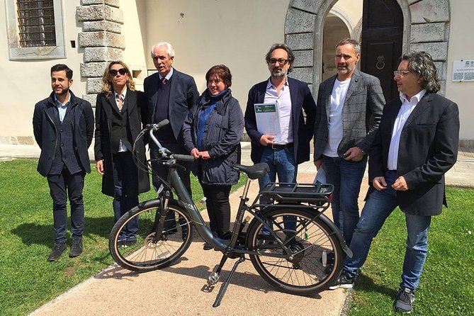 Historic Versilia by e-bike. From the sea to the hills passing through Pietrasanta - Discovering Pietrasanta’s Artistic Heart
