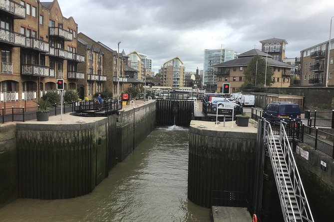 Historic walk of East Londons Wapping Docks and its famous Pubs - Comparing This Tour to Other London Experiences