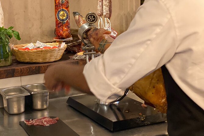 Historic Walking Tour & Food Experience - Private Tour - Strolling Through the Gothic Quarter’s Narrow Streets