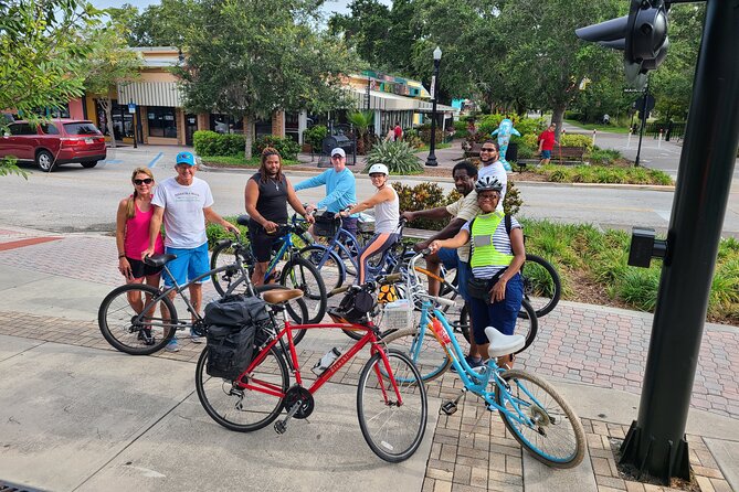 Historical Bicycle Tour of Dunedin - Edgewater Park and Local Stories