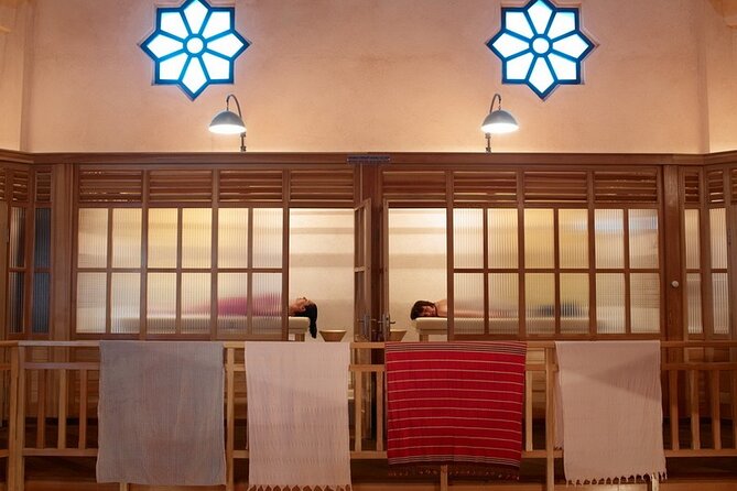 Historical Cemberlitas Hamam in Old City - What Makes Cemberlitas Hamam Stand Out