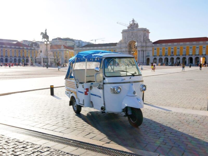 Historical Center Tour in Lisbon - 3H - Private Tuk Tuk Tour - Key Points