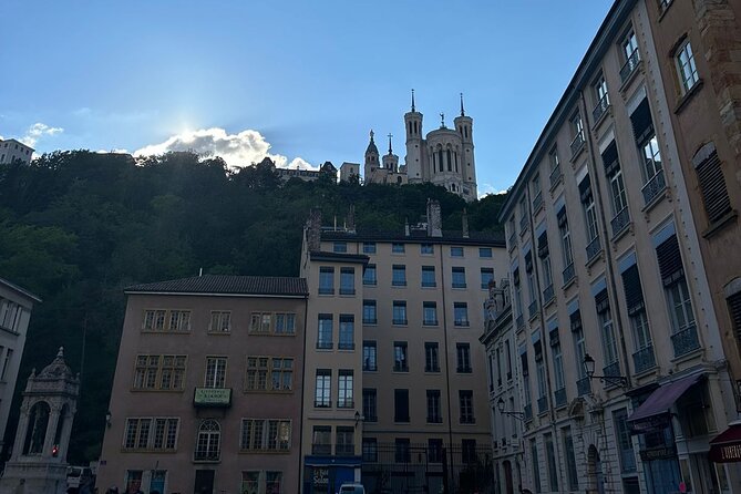 Historical & Cultural Walking Tour in Lyon - Crossing the Saône on the Passerelle du Palais-de-Justice