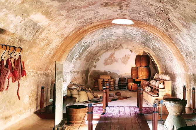 Historical Immersion 6Hrs San Diego Fort Museum Divers Lunch - Capture Photos at Hotel Santa Fe and La Cabaña de Caleta