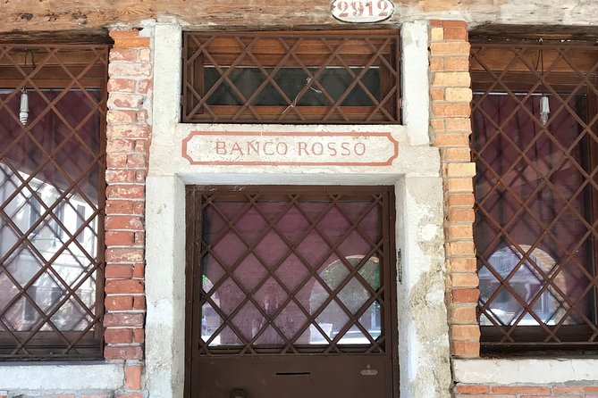 Historical Jewish Ghetto & Magnificent Cannaregio Private Tour - Exploring Ghetto Vecchio and Its Unique Architecture