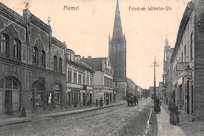 Historical Klaipeda Old Town Tour In the Lost City of Memel - Tracing the Past along Turgaus gatv