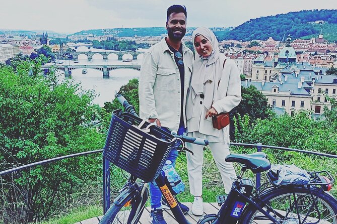 Historical Prague Guided E-Bike Tour - Visiting the Magnificent Prague Castle