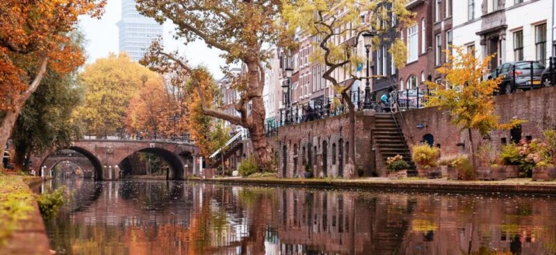 Historical Utrecht: Private Tour with Local Guide - Languages and Accessibility